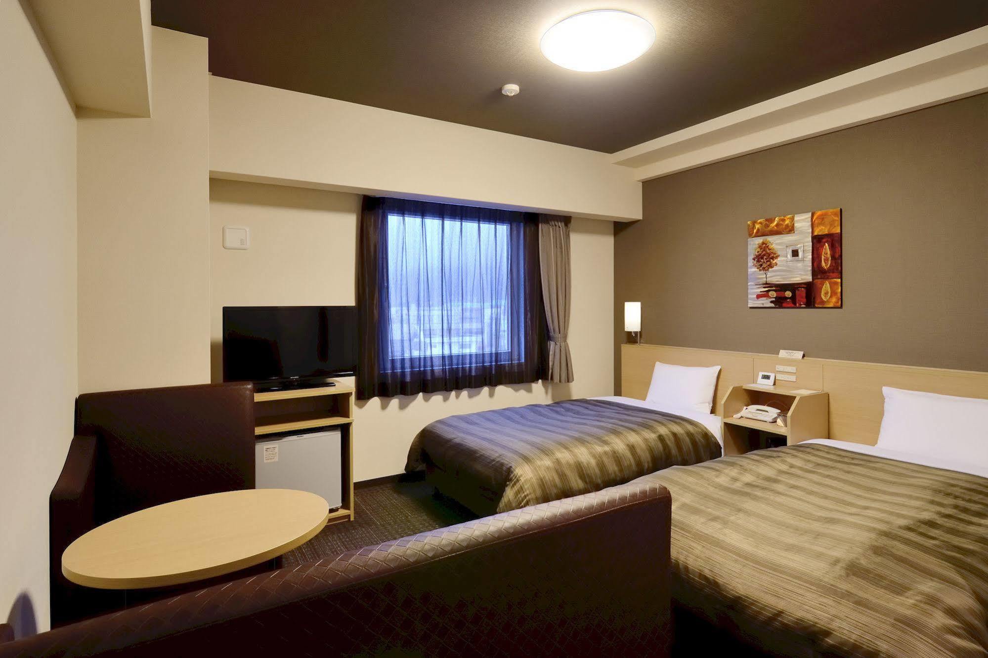 Hotel Route-Inn Saiki Ekimae Eksteriør billede